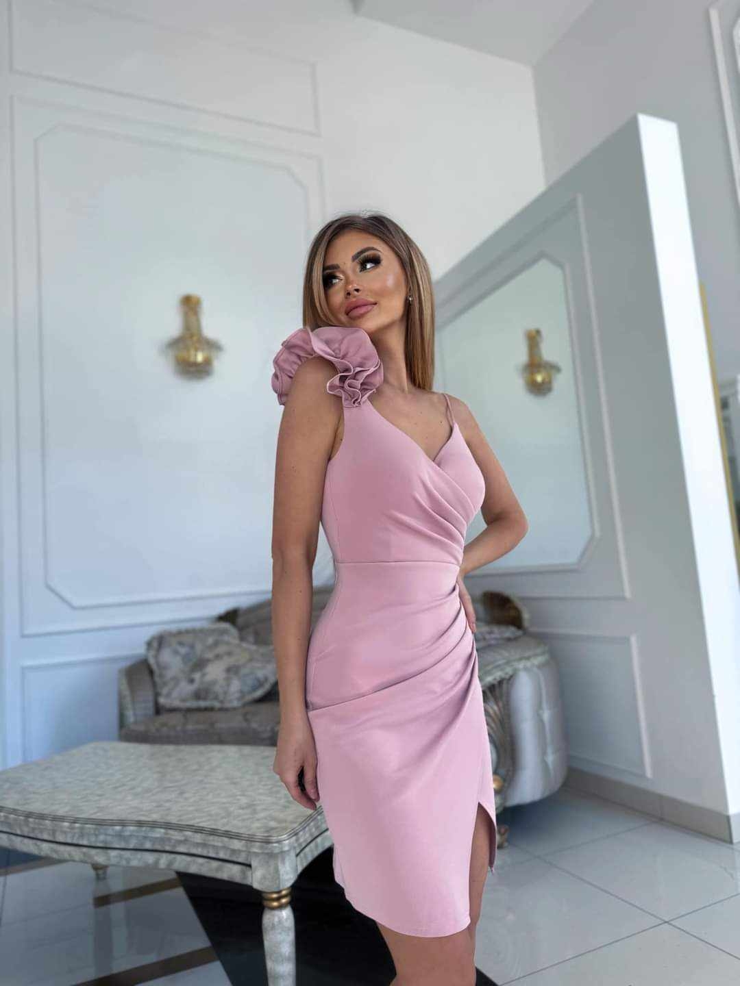 Sukienka Mini Dopasowana Sendi Pudrowy Róż