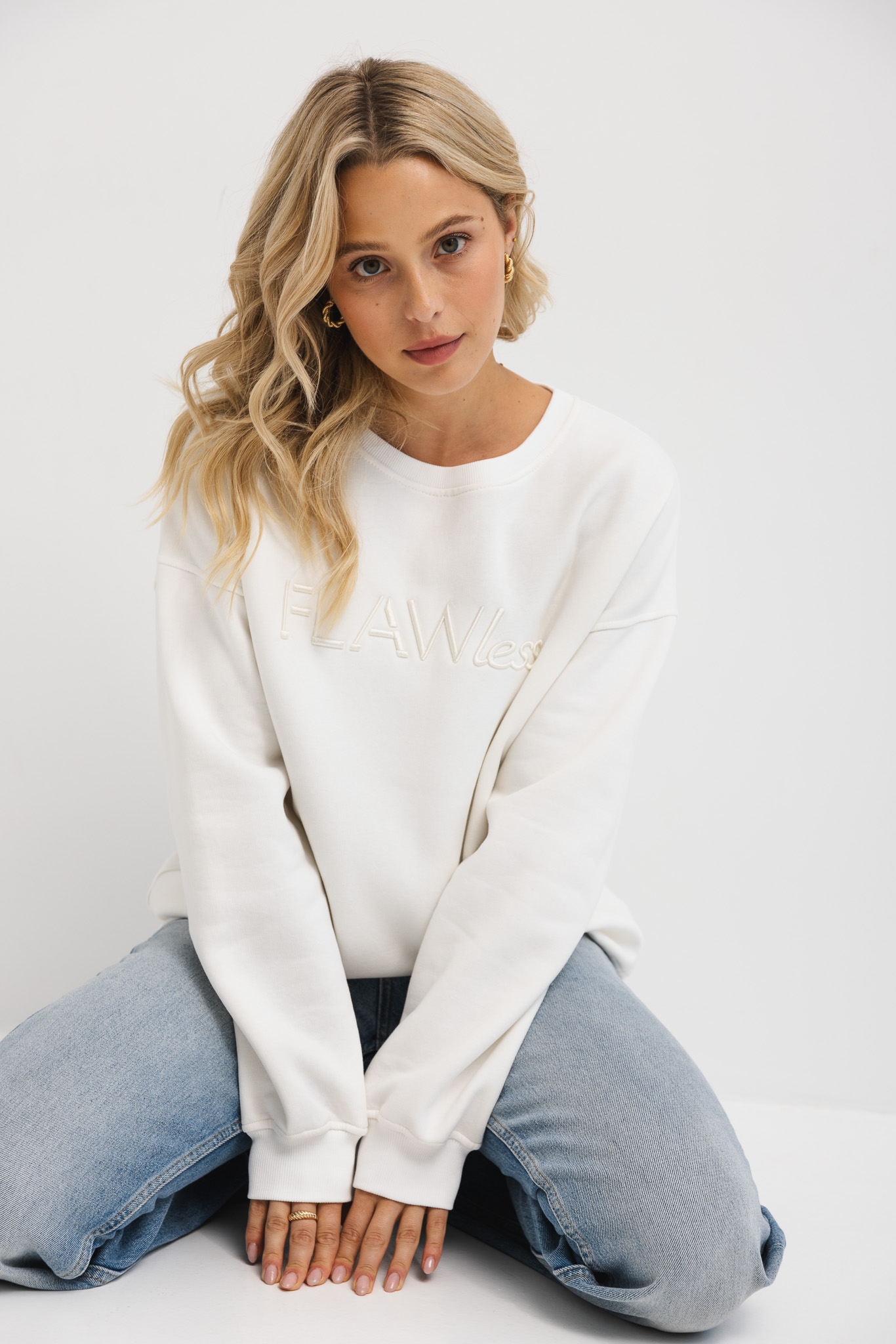 BLUZA LOLA ŚMIETANKOWA Z HAFTEM