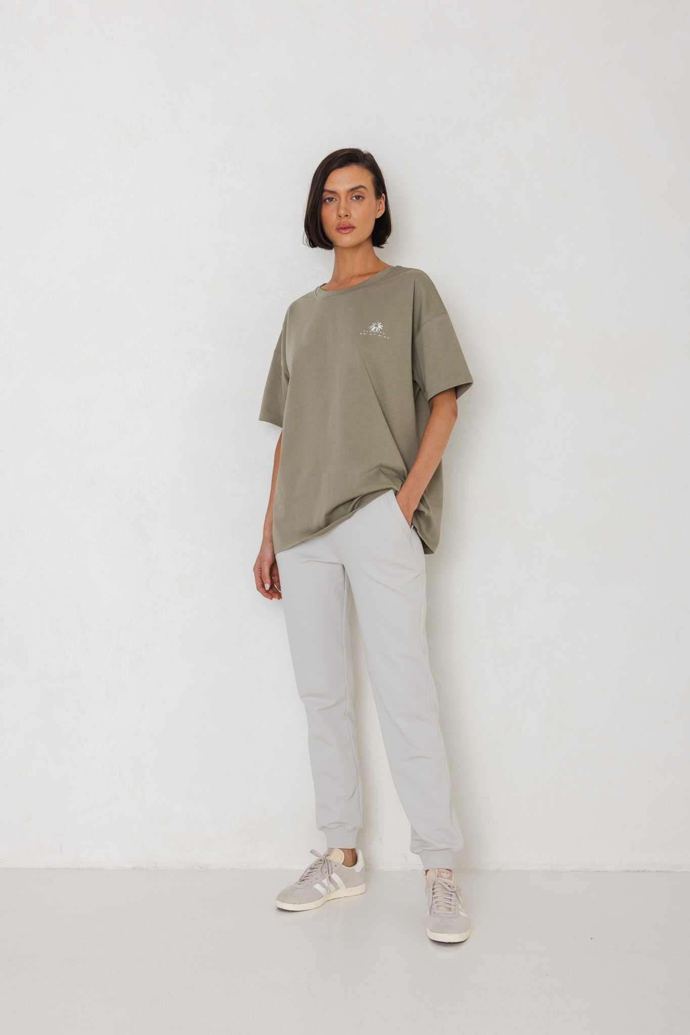 LEKKIE SPODNIE JOGGERS KAMIEŃ