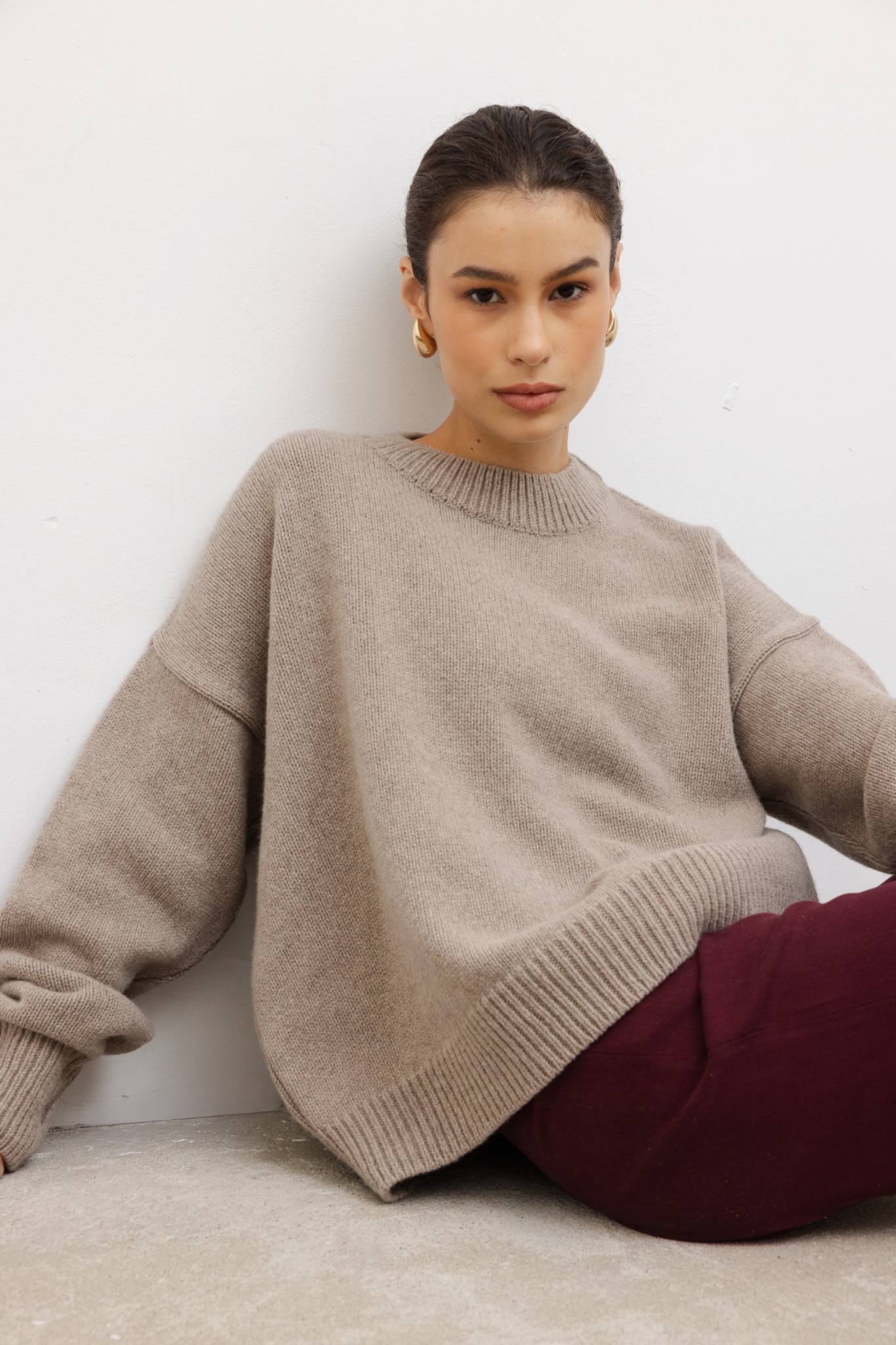 WEŁNIANY SWETER INES TAUPE