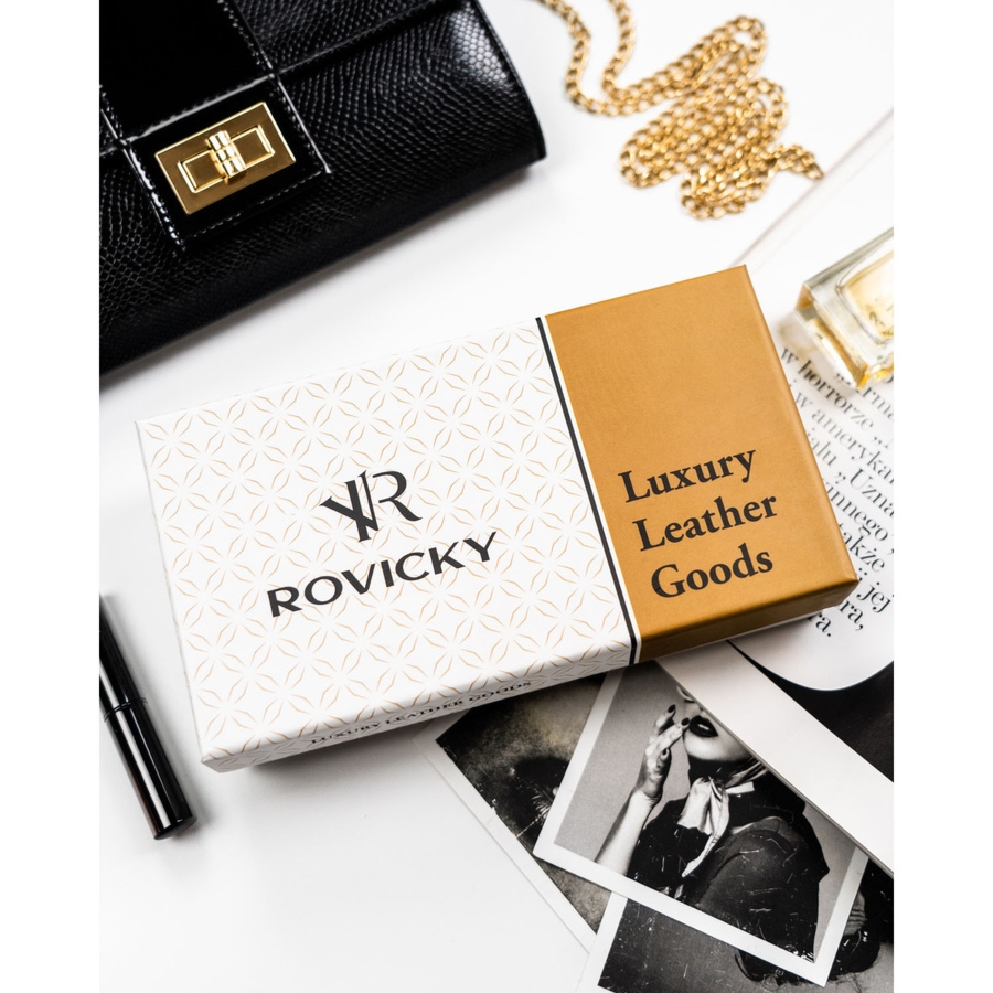 Lakierowany, czarny portfel damski ze skóry naturalnej z systemem RFID RH-20A-1-RS Rovicky