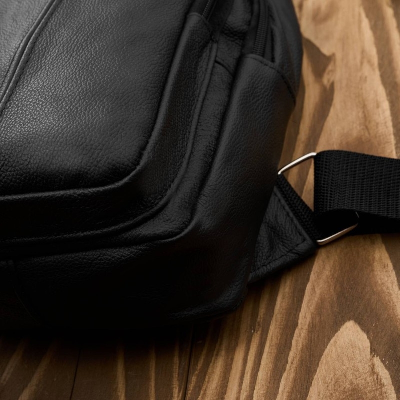 Skórzany plecak męski na jedno ramię miejski czarny ABR-52