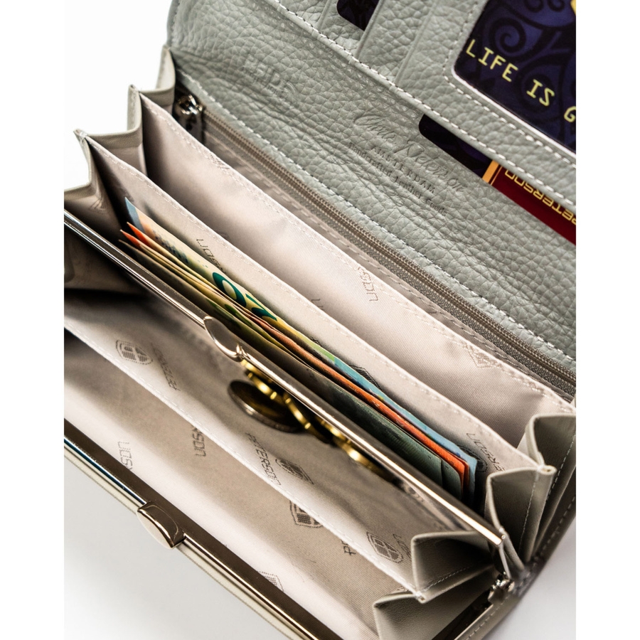 Elegancki, biały portfel damski ze skóry ekologicznej i naturalnej z systemem RFID PTN PX24-1-NPK Peterson