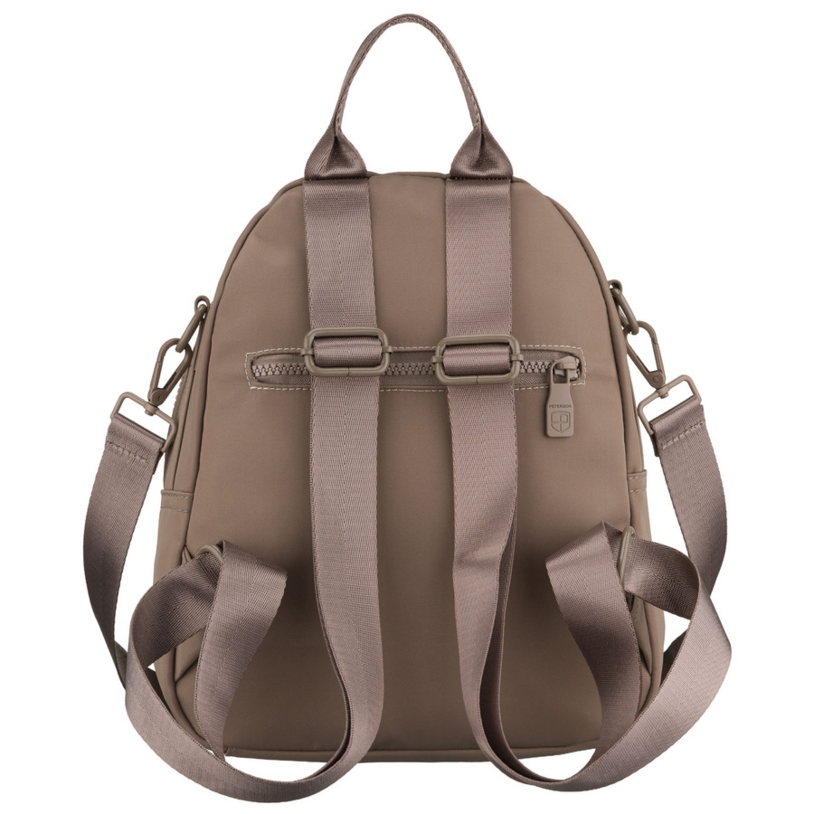 Mały, beżowy plecak damski wykonany z poliestru, wyposażony w dodatkowy pasek - Peterson