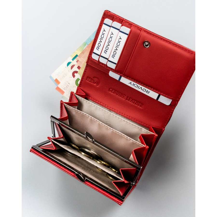 Duży, lakierowany portfel damski ze skóry naturalnej i ekologicznej w czerwonym kolorze, zamykany na zatrzask - Rovicky