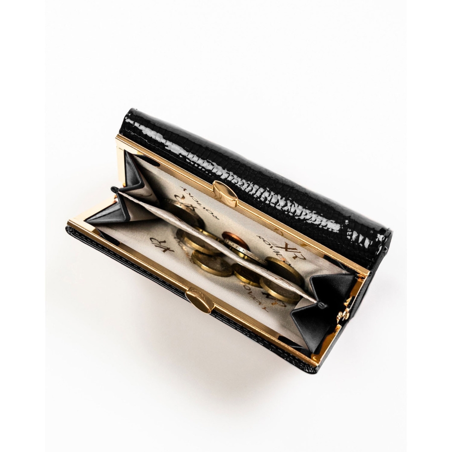 Średni portfel damski ze skóry naturalnej w czarnym kolorze zamykany na bigiel i zatrzask RH-23-1-RSRovicky