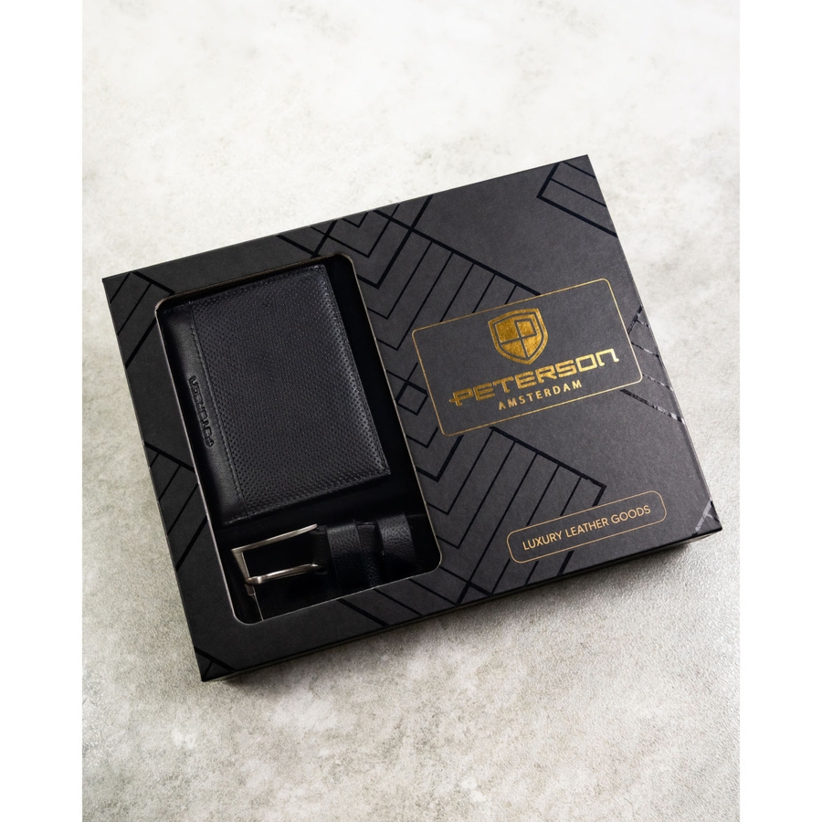 Zestaw prezentowy: skórzany, pionowy portfel męski w czarnym kolorze bez zapięcia i czarny pasek ze skóry ekologicznej - Peterson