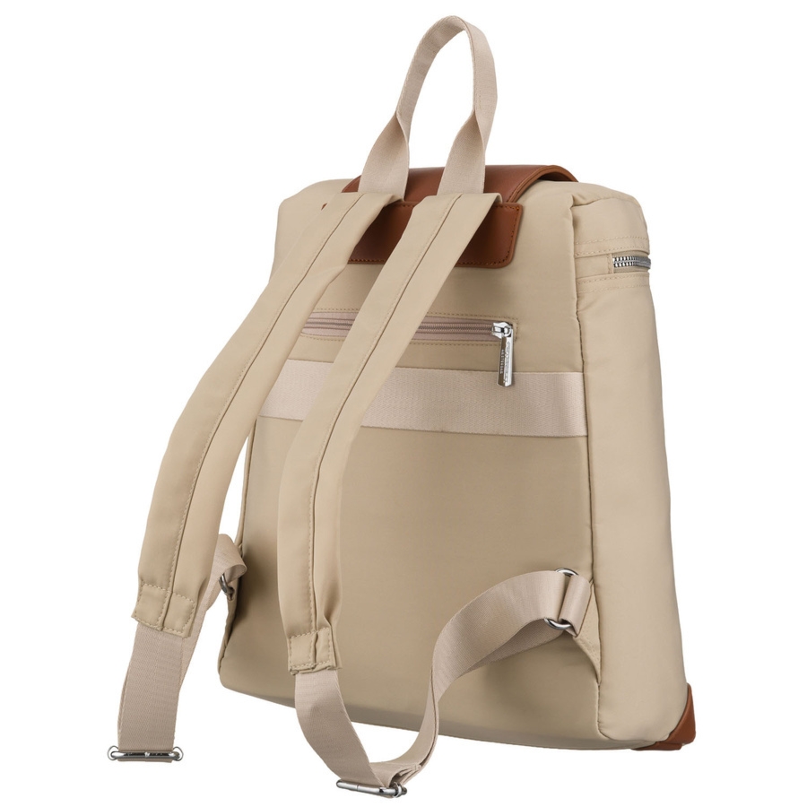Beżowo-brązowy, miejski plecak damski z poliestru zamykany suwakiem - Peterson