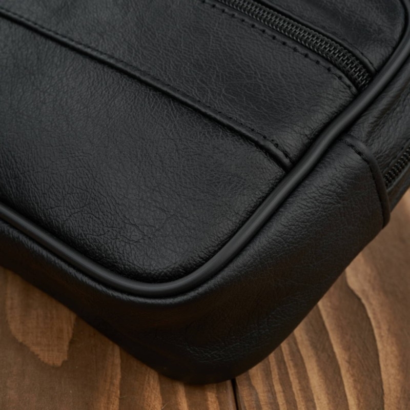 Saszetka męska skórzana do ręki czarna pojemna klasyczna Abruzzo ABR-46