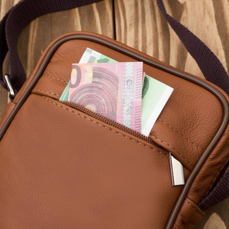 Saszetka męska skórzana na ramię koniakowa miejska Abruzzo ABR-44-CG