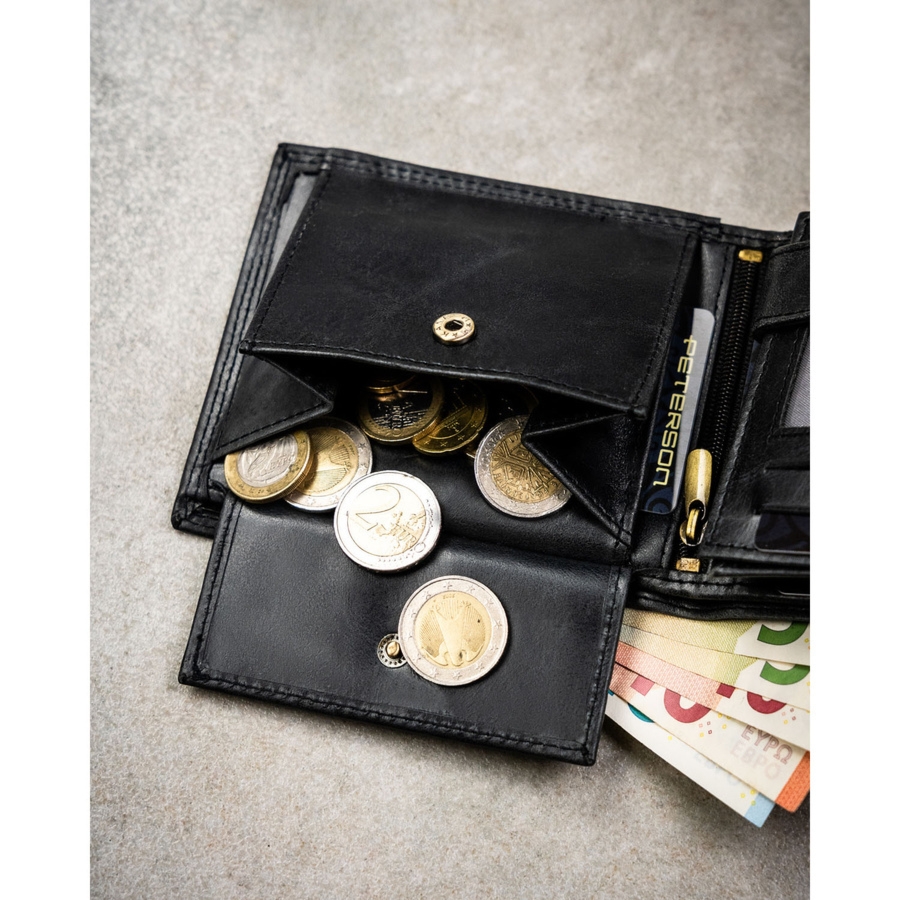 Duży, skórzany portfel męski w czarnym kolorze wyposażony w system RFID - Peterson