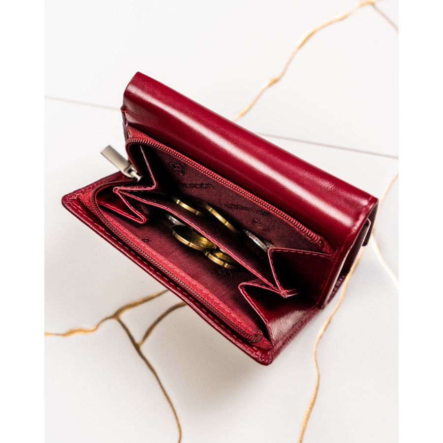 Mały, czerwony portfel damski ze skóry naturalnej z systemem RFID - Peterson