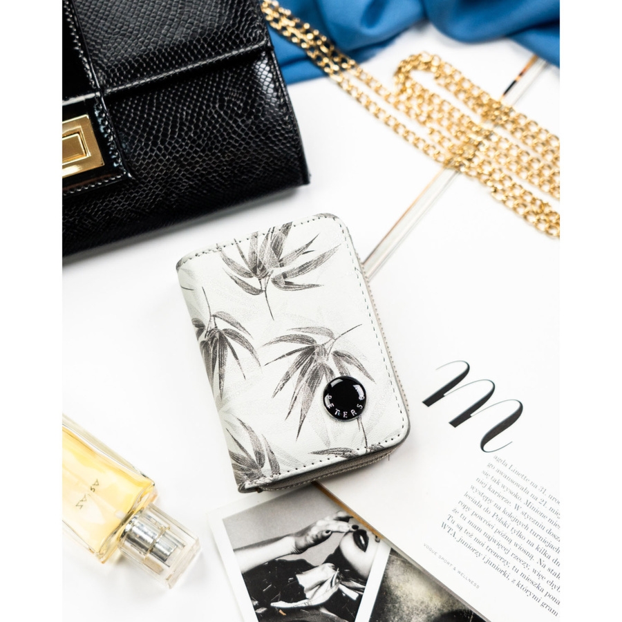 Mały, biały portfel damski ze skóry ekologicznej i naturalnej PTN PX33-1-NPK Peterson