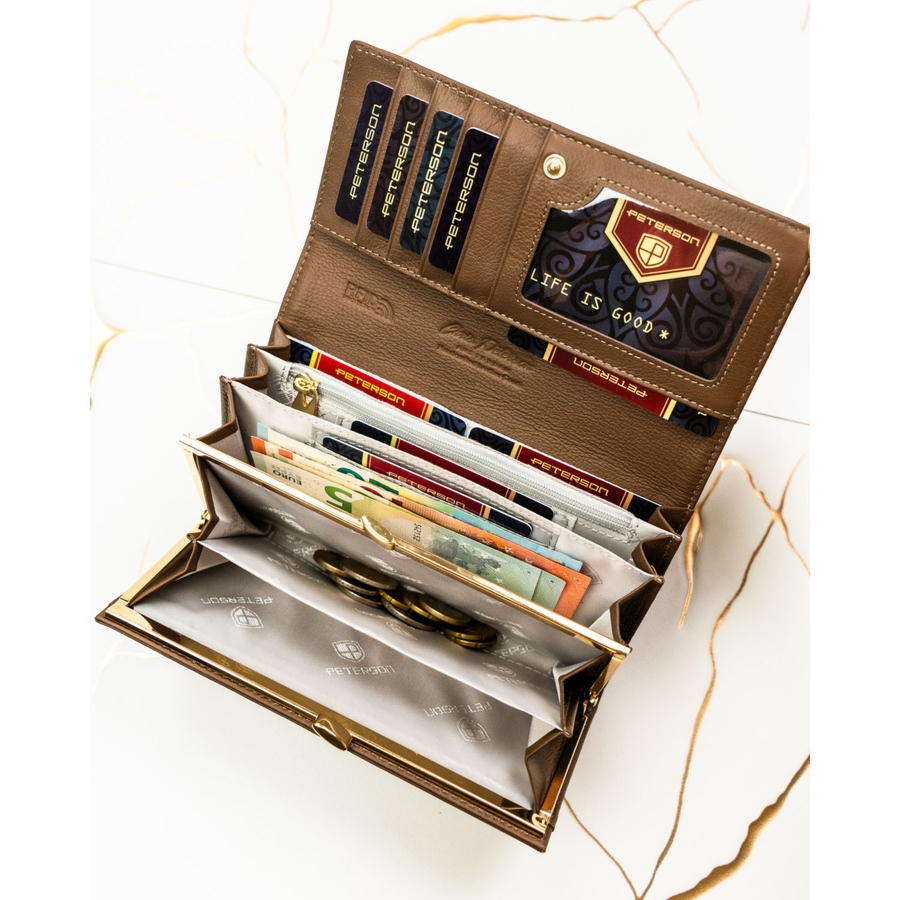 Portfel damski ze skóry naturalnej i ekologicznej w brązowym kolorze, wyposażony w system RFID PTN PS122-HNL Peterson