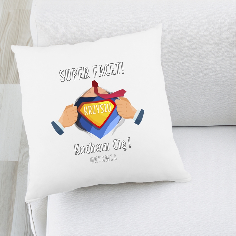 Poduszka satynowa Super Bohater na Dzień Chłopaka z imionami