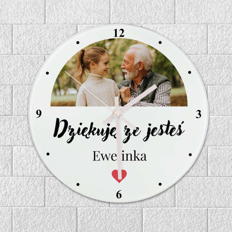 Dzień Babci i Dziadka: Szklany zegar z personalizacją UV