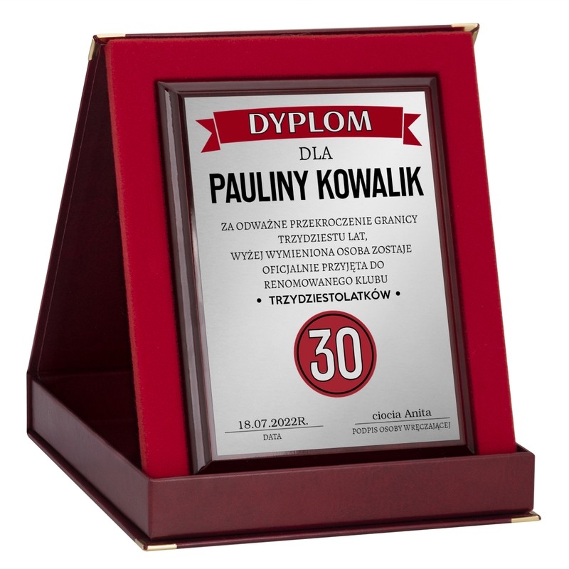 Image of Dyplom na urodziny / Drewniany panel, srebrna tabliczka, etui, dedykacja / Prezent na urodziny