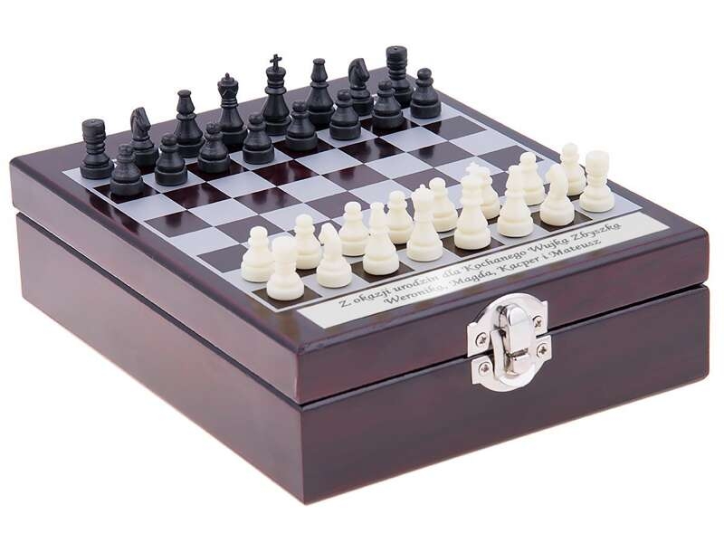 Image of Zestaw do wina 4 el. w drewnianym pudełku szachy DEDYKACJA
