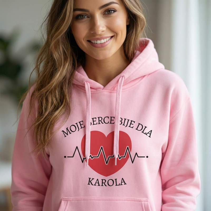 Różowa bluza z sercem i imieniem – Moje serce bije dla…