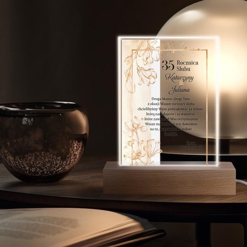 Ramka LED z drewna i akrylu na rocznicę ślubu z personalizacją