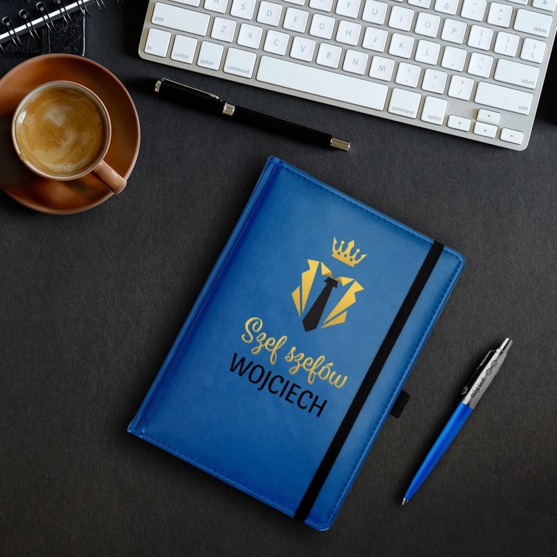 Zestaw dla szefa: notes z nadrukiem UV i Parker z grawerem