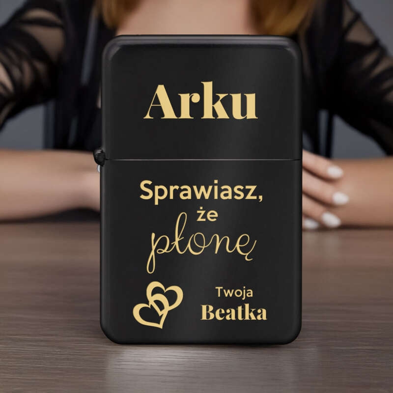 Walentynki dla niego: zestaw Tasman zapalniczka z grawerem