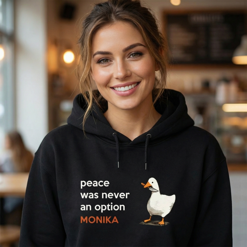 Czarna bluza z kapturem Peace Was Never an Option – personalizowana z imieniem