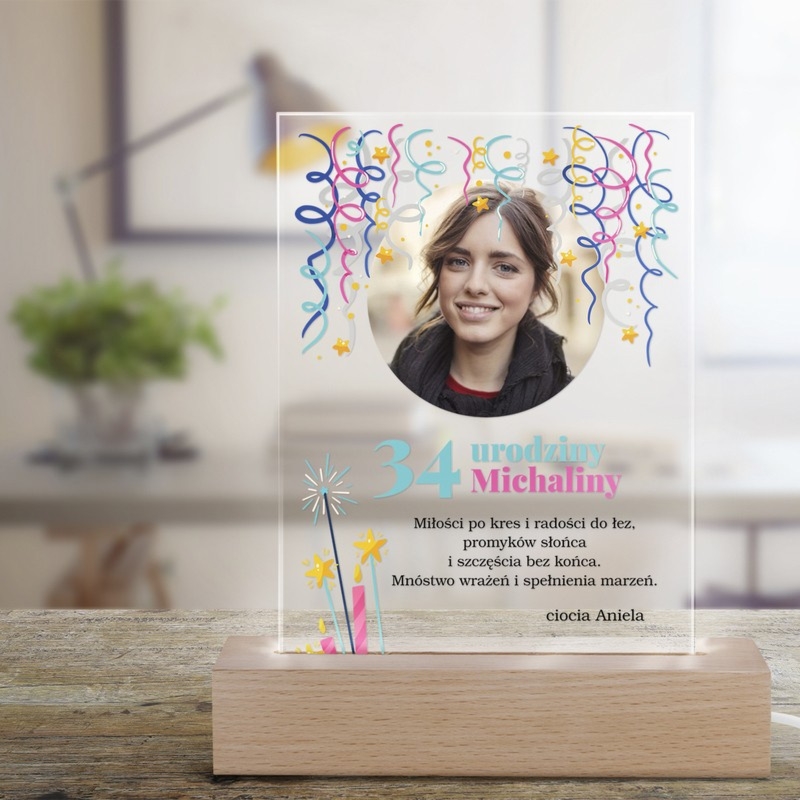 Urodzinowa podświetlana ramka LED ze szkła akrylowego z nadrukiem