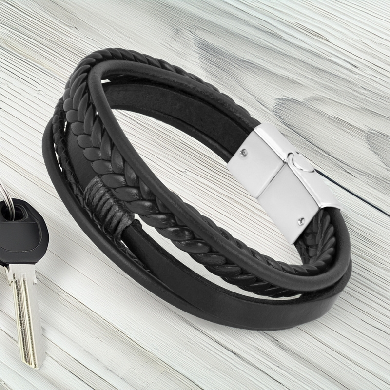 Czarna bransoletka męska z ekoskóry z grawerem na urodziny