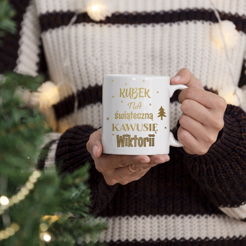 Kubek Świąteczna kawusia biały z personalizacją na Mikołajki