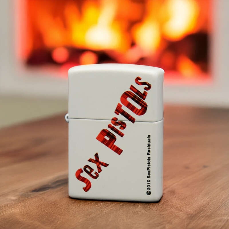 Zapalniczka benzynowa ZIPPO Sex Pistols biała matowa z28025