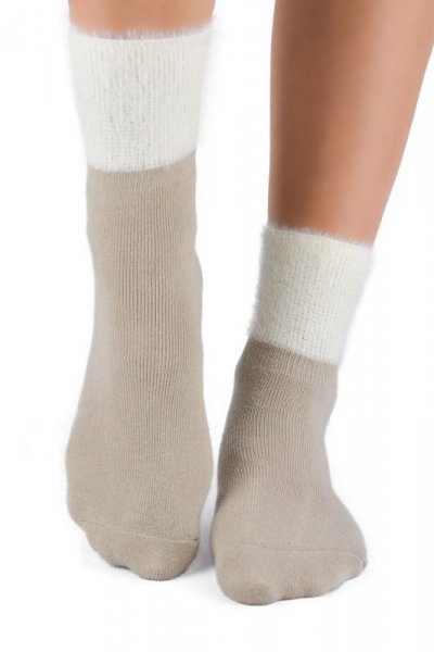 Skarpety damskie Noviti Frotta SF 001 W 02 jasnobeżowe