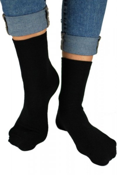 Skarpety męskie Noviti SB 008 M 01 czarne