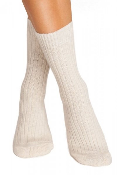 Skarpetki damskie Noviti wełniane SW 001 W 03 kremowy melanż