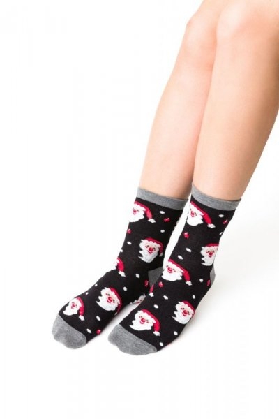 Skarpety Steven d 136 059 Mikołaje czarne