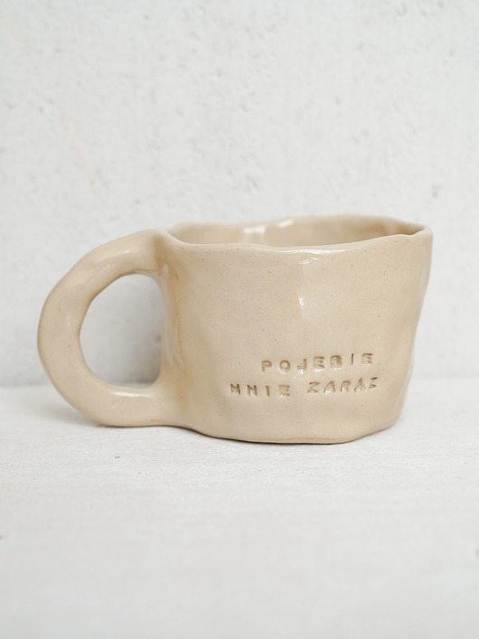 Image of Pakamera Kubek z brzydkim napisem POJEBIE MNIE ZARAZ 250 ml