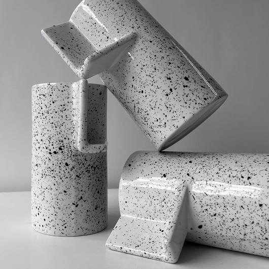 Image of Pakamera Kubek #11 /white and black, 200ml/ z serii Architecture