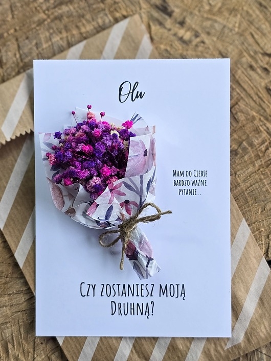 Image of Pakamera Czy zostaniesz moją Druhną? Personalizowana kartka z mini bukiecikiem