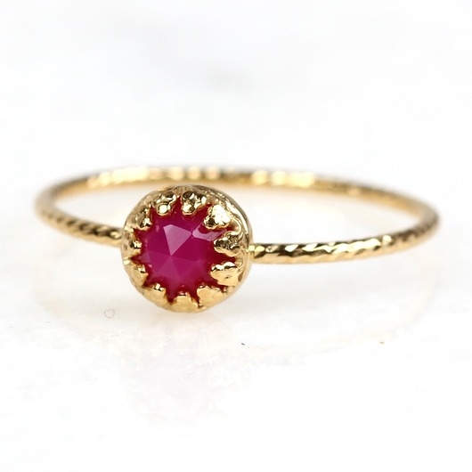 Image of Złoty pierścionek Petite z agatem różowym