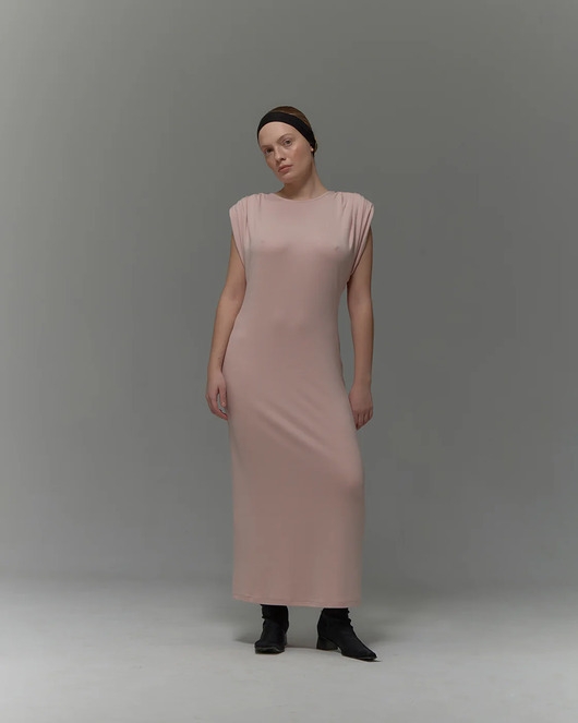 Image of Pakamera Sukienka Bare pastel pink