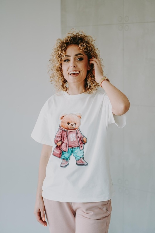 Image of Pakamera T-shirt oversize Mia Teddy dla mamy