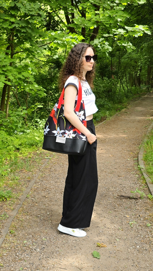 Image of Pakamera Duża torba w kwiaty