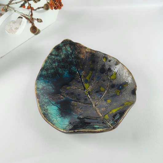 Image of Pakamera Talerz liść na biżuterię lub tealight