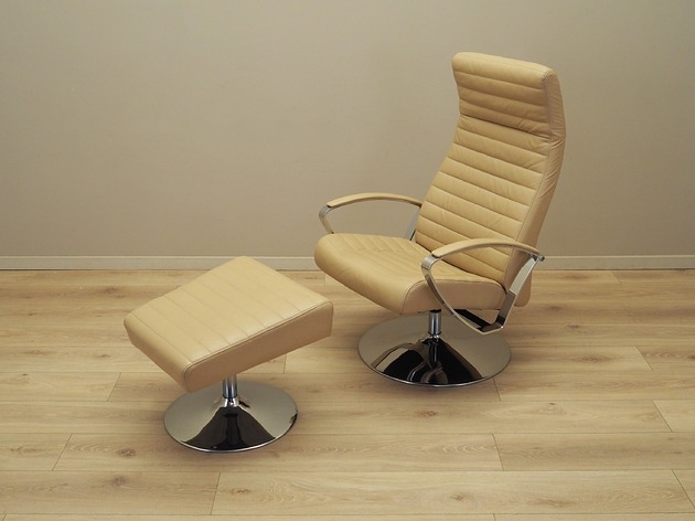 Image of Pakamera Komplet wypoczynkowy fotel z podnóżkiem, lata 70, BoConcept
