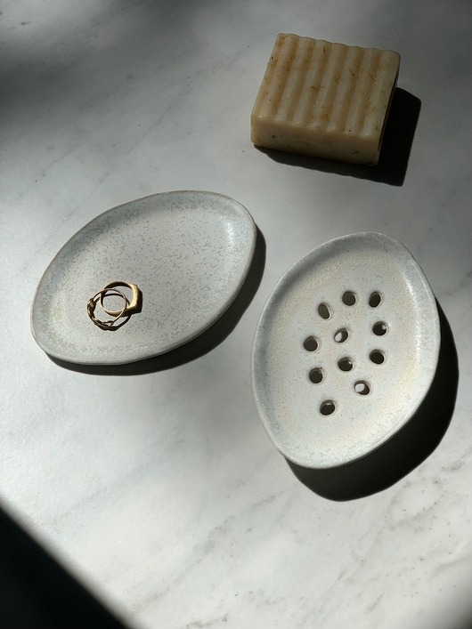 Image of Pakamera Ceramiczna Mydelniczka Owalna z Odpływem Milky Romantic