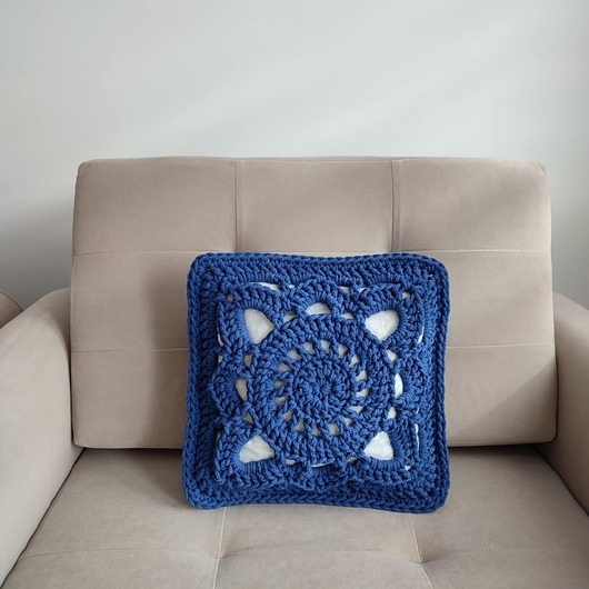 Image of Pakamera Poduszka dekoracyjna ze sznurka szydełkowa 40cmx40cm