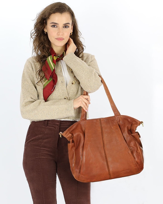 Image of Pakamera Miękka torebka skórzana shopperka na ramię -brąz camel