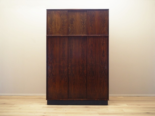 Image of Pakamera Szafa palisandrowa, duński design, lata 70, produkcja: Dania