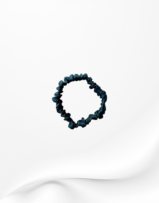 Image of Pakamera Jedwabna scrunchie gumka frotka wąska micro morska zieleń