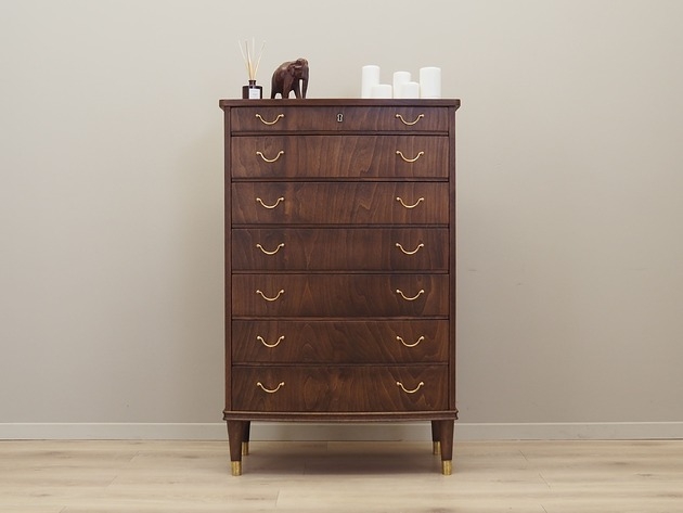 Image of Pakamera Komoda orzechowa, duński design, lata 60, produkcja: Dania